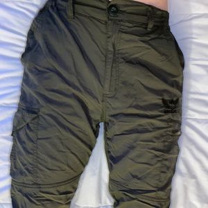 Army green Cargo Swoosh Pants